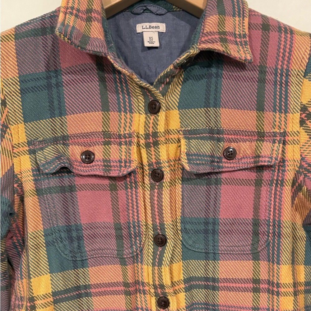 L.L. Bean Women's Plaid Shirt 100% Cotton - Picture 4 of 8